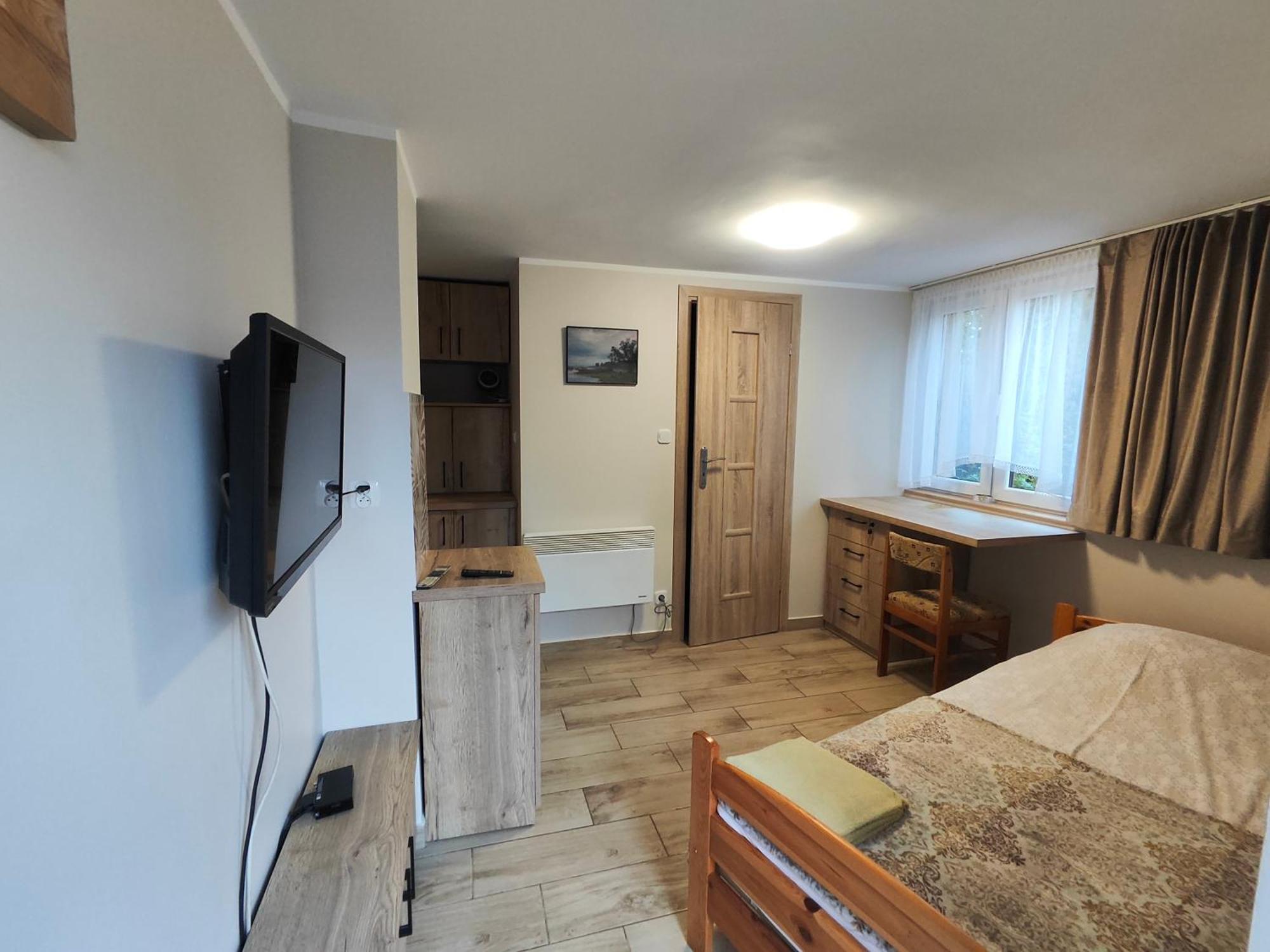 Dolistowka Apartamenty, Pole Namiotowe, Balia Z Jacuzzi, Ogrod Warzywny Dla Gosci, Plac Zabaw Dla Dzieci Goniadz Exterior foto